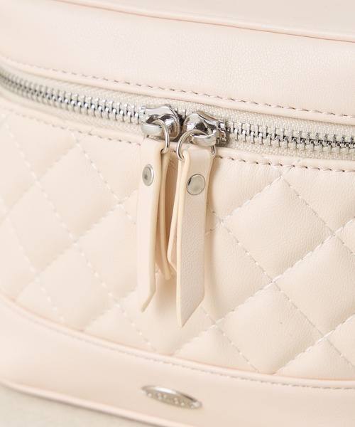 chiiiibag バニティ：ホワイト chiiiibag Micro Vanity マイクロバニティ ホワイト 白