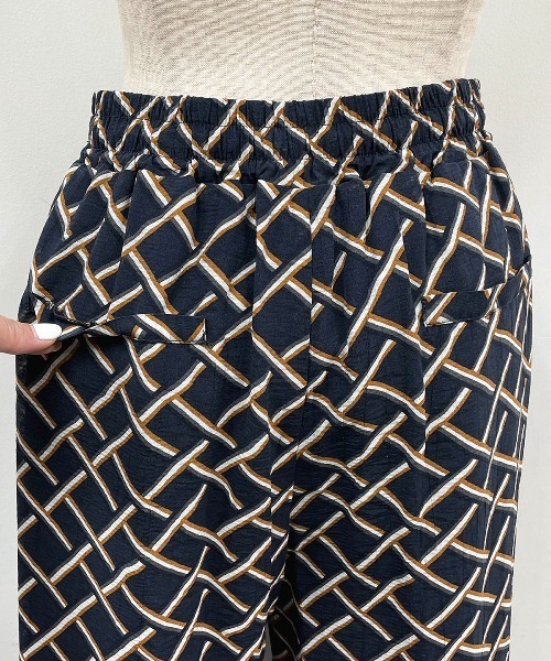 PICCIN（ピッチン）の「幾何学柄ワイドパンツ（その他パンツ・レディース・ネイビー/グリーン・M/L）」の10枚目の写真