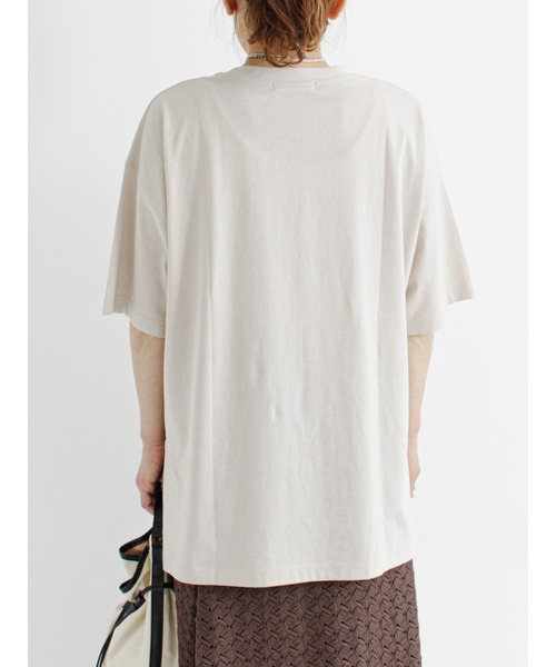 Samansa Mos2 blue（サマンサモスモスブルー）の「ロゴプリントTシャツ（Tシャツ/カットソー・レディース・ブラック/ブラウン/オフホワイト/グリーン/ライトベージュ・ﾌﾘ-）」の9枚目の写真