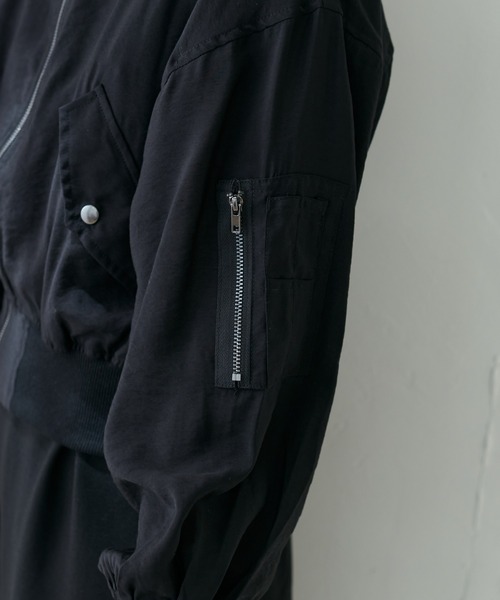 natural couture（ナチュラルクチュール）の「ほんのりシアーMA-１（ブルゾン・レディース・オフホワイト/オレンジ/ミント/ブラック・FREE）」の7枚目の写真