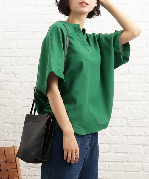 SHOO・LA・RUE（シューラルー）の「◆【洗える】フレンチリネンドルマンスキッパーシャツ（シャツ/ブラウス・レディース・ブラック/ブラウン/オレンジ/ライトパープル/ホワイト系/ブラック系2/ダークグリーン/ピンク系/パープル系4・00）」の6枚目の写真