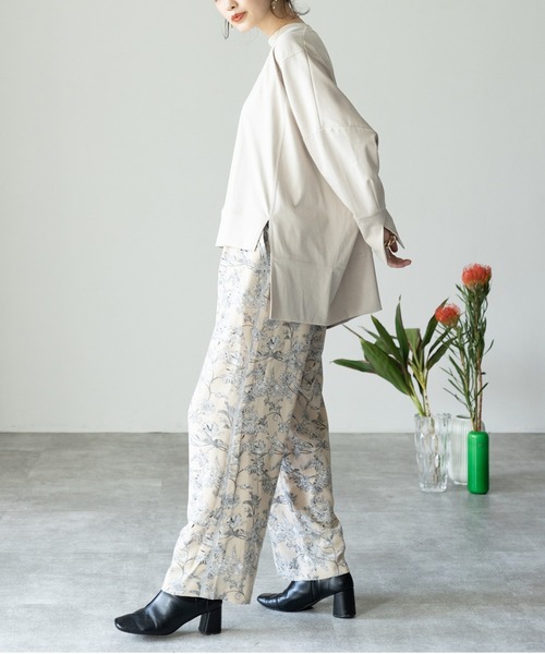 HERENCIA（ヘレンチア）の「FLORAL PRINT サイドライン