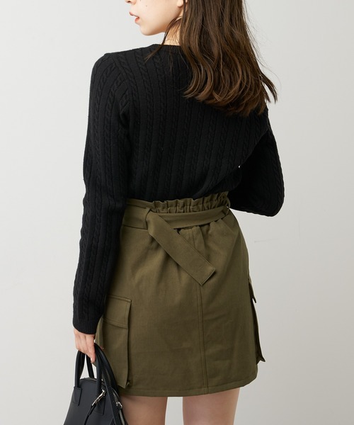 Chico(チコ)の「【2022AW】ショート丈ケーブル長袖チビニット(ニット/セーター・レディース・ブラック/ベージュ/アイボリー/グリーン・FREE)」の13枚目の写真