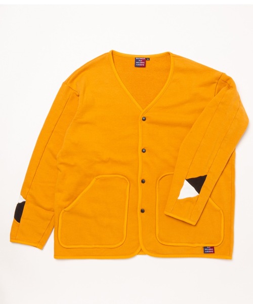 AlexanderLeeChang（アレキサンダーリーチャン）の「BACANCES ALL INCLUSIVE×AlexanderLeeChang/バカンス・オールインクルーシブ×アレキサンダーリーチャン BLC SWET SANKAKU CARDIGAN（カーディガン/ボレロ・メンズ・ブラック/グレー/マスタード・M/L/XL）」の16枚目の写真