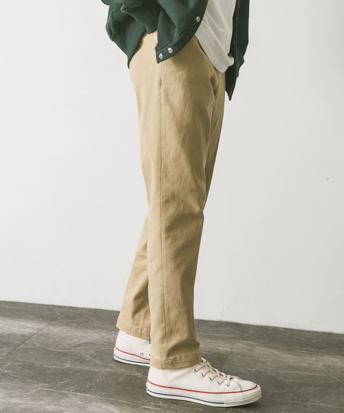 URBAN RESEARCH DOORS(アーバンリサーチドアーズ)の「テーパードチノトラウザー(チノパンツ・メンズ・ホワイト系その他/ネイビー/ベージュ/カーキ・LARGE/SMALL/MEDIUM)」の7枚目の写真