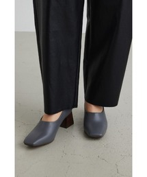 スクエアヒールブーティー