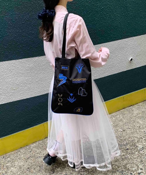 Casselini（キャセリーニ）の「Casselini(キャセリーニ)刺繍トート（トートバッグ・レディース・ブラック/ベージュ/ピンク・FREE）」の19枚目の写真