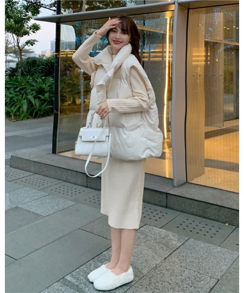 Ritzy（リッツィー）の「エコダウンベスト（ダウンベスト・レディース・ブラック/ホワイト・L/XL/M）」の4枚目の写真