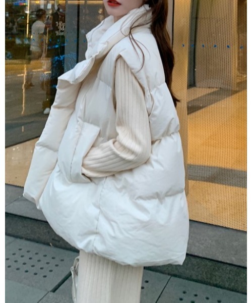 Ritzy（リッツィー）の「エコダウンベスト（ダウンベスト・レディース・ブラック/ホワイト・L/XL/M）」の6枚目の写真