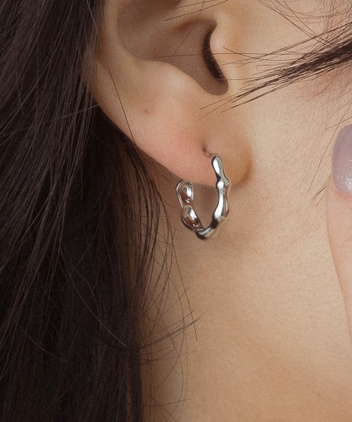 VATSURICA（バツリカ）の「〈VATSURICA〉silver925 / 金属アレルギー対応 / シンプルピアス（ピアス（両耳用）・レディース・ゴールド/シルバー・FREE）」の5枚目の写真