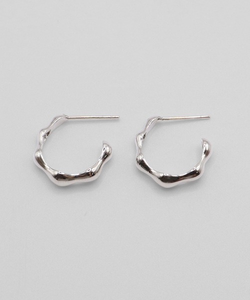 VATSURICA(バツリカ)の「〈VATSURICA〉silver925 / 金属アレルギー対応 / シンプルピアス(ピアス(両耳用)・レディース・ゴールド/シルバー・FREE)」の3枚目の写真