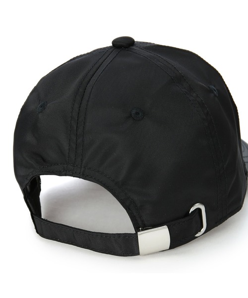 Guess(ゲス)の「Certosa Nylon Smarthats-Baseball cap(キャップ・メンズ・ブラック・ONE SIZE)」の2枚目の写真