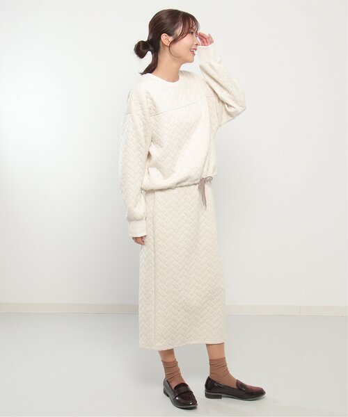 LBC（エルビーシー）の「【セットアップ可能】キルトドロストプルオーバー（スウェット・レディース・オフホワイト/オリーブ・M/L）」の15枚目の写真