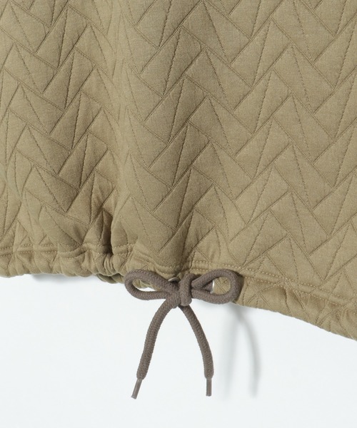 LBC（エルビーシー）の「【セットアップ可能】キルトドロストプルオーバー（スウェット・レディース・オフホワイト/オリーブ・M/L）」の11枚目の写真