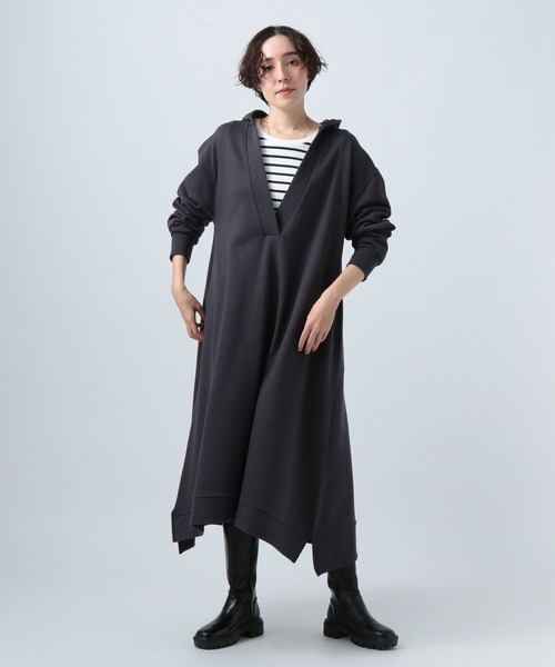 BAYFLOW（ベイフロー）の「裏毛パーカーロングワンピース（ワンピース・レディース・オフホワイト/チャコールグレー/カーキ・SMALL/MEDIUM）」の7枚目の写真