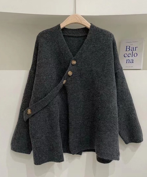 LOPASS(ロパス)の「ノーカラーVネックカーディガン(カーディガン/ボレロ・レディース・アイボリー/ブルー/グレー/Mustard/ブラック・FREE)」の13枚目の写真