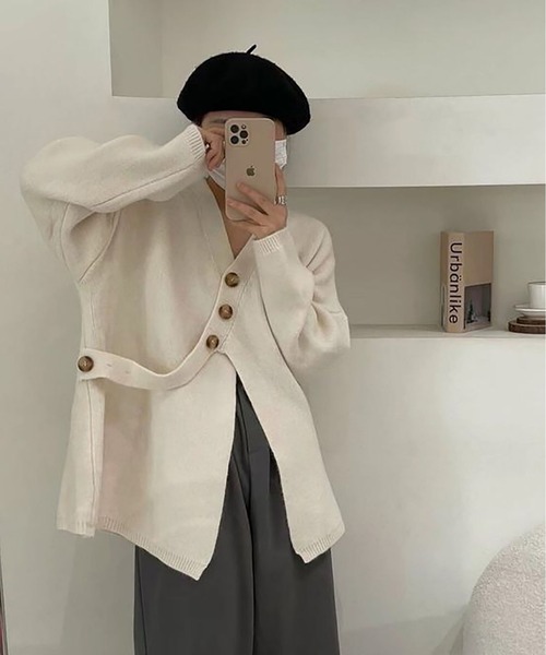 LOPASS(ロパス)の「ノーカラーVネックカーディガン(カーディガン/ボレロ・レディース・アイボリー/ブルー/グレー/Mustard/ブラック・FREE)」の11枚目の写真