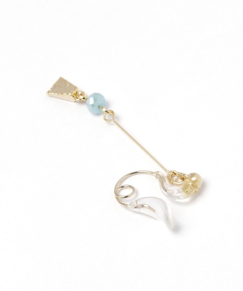 studio CLIP（スタディオクリップ）の「【daily CLIP】クリスタルループフィットぶらり（イヤリング・レディース・ブルー/ホワイト・FREE）」の5枚目の写真