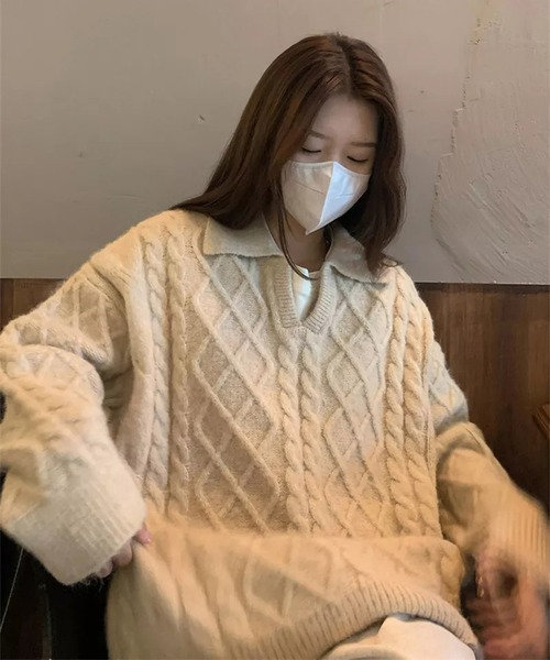 LYEON(リヨン)の「襟付きアラン柄ルーズニット(ニット/セーター・レディース・ブルー/ブラック/ベージュ・FREE)」の5枚目の写真