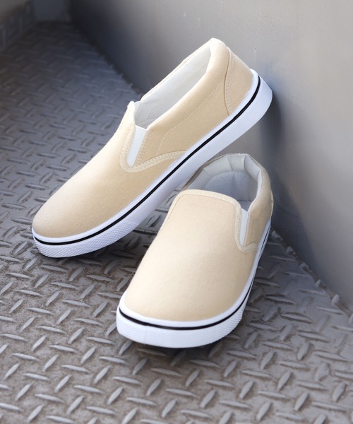 AAA+（サンエープラス）の「オーセンティックスリッポンスニーカー（スリッポン・メンズ・ベージュ/ブラック系その他2/ブラック/ブラック系その他3/カーキ/キナリ/ネイビー/ホワイト/ブラック×ブラック/レッド/グレー/グレー系その他/ブルー系その他/レッド系その他/ブルー系その他2/ホワイト系その他/ブラウン/グリーン/ホワイト×ブラック/シルバー/ブルー系その他3/ライトブルー/ピンク/ホワイト系その他2/ワイン/イエロー/オレンジ・42/38/44/34/36/40/28/30/22/26/24/32）」の13枚目の写真