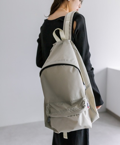 mystic（ミスティック）の「NYLONY BIGリュック（バックパック/リュック・レディース・シルバー/ブラック・ONE SIZE）」の2枚目の写真