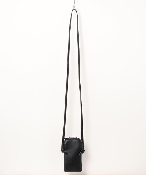 CONVERSE(コンバース)の「CONVERSE/コンバース PORTRAIT NECK POUCH(ショルダーバッグ・レディース・ブラック/グリーン/ホワイト/ベージュ・ONE SIZE)」の5枚目の写真