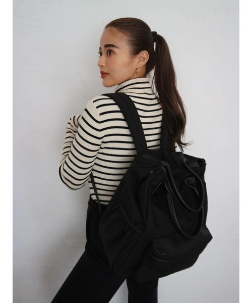 TRUNC(トランクエイティーエイト)の「2WAY Multifunctional Backpack(ショルダーバッグ・レディース・ブラック・FREE)」の6枚目の写真