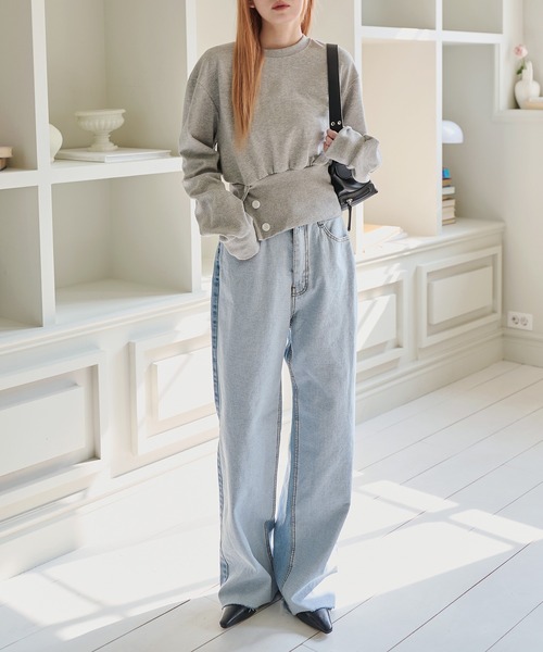 UNE MANSION（ユヌマンション）の「バイカラーカットオフストレートデニムパンツ（デニムパンツ・レディース・ライトブルー/ブラック・SMALL/MEDIUM/LARGE）」の14枚目の写真