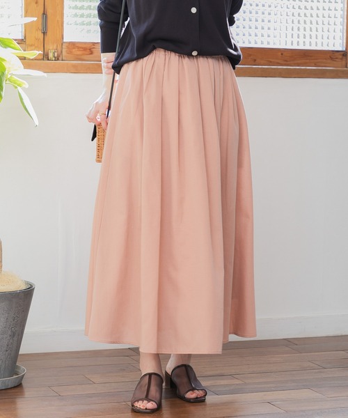 URBAN RESEARCH Sonny Label（アーバンリサーチサニーレーベル）の「『UR TECH Smart Linen Touch』タックロングスカート（スカート・レディース・ネイビー/ピンク/ライトカーキ・38/36）」の4枚目の写真