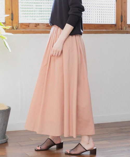 URBAN RESEARCH Sonny Label（アーバンリサーチサニーレーベル）の「『UR TECH Smart Linen Touch』タックロングスカート（スカート・レディース・ネイビー/ピンク/ライトカーキ・38/36）」の5枚目の写真