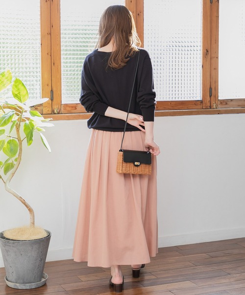 URBAN RESEARCH Sonny Label（アーバンリサーチサニーレーベル）の「『UR TECH Smart Linen Touch』タックロングスカート（スカート・レディース・ネイビー/ピンク/ライトカーキ・38/36）」の11枚目の写真