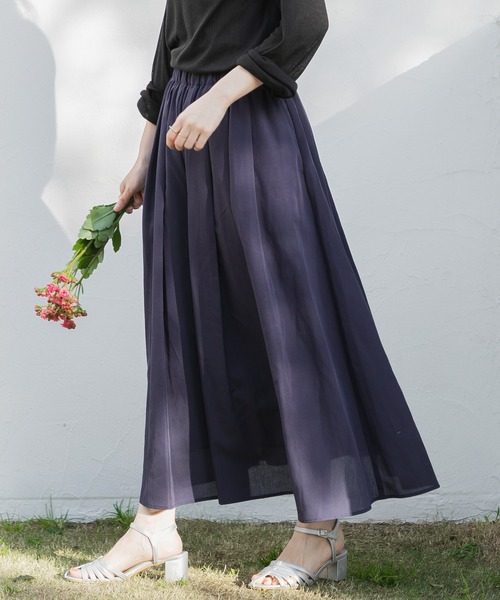 URBAN RESEARCH Sonny Label（アーバンリサーチサニーレーベル）の「『UR TECH Smart Linen Touch』タックロングスカート（スカート・レディース・ネイビー/ピンク/ライトカーキ・38/36）」の14枚目の写真