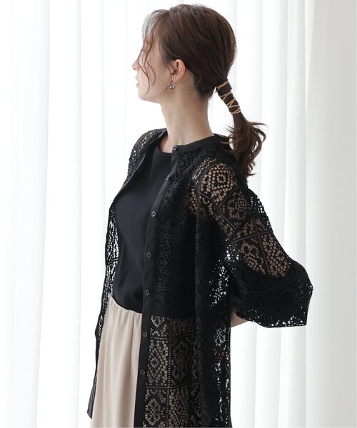 frames RAY CASSIN(フレームスレイカズン)の「サイドスリットレースシャツ(シャツ/ブラウス・レディース・ブラック/キナリ/オフホワイト・FREE)」の5枚目の写真