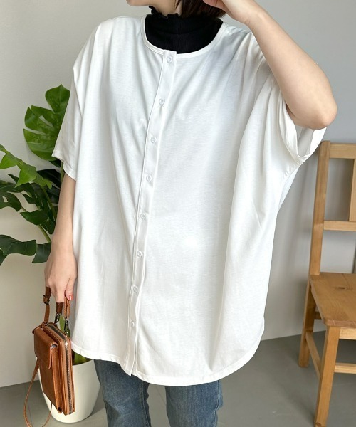 CRB(シーアールビー)の「前後2WAYオーバーサイズチュニック(チュニック・レディース・オフホワイト/ブラック/イエロー/ピンク・F)」の2枚目の写真