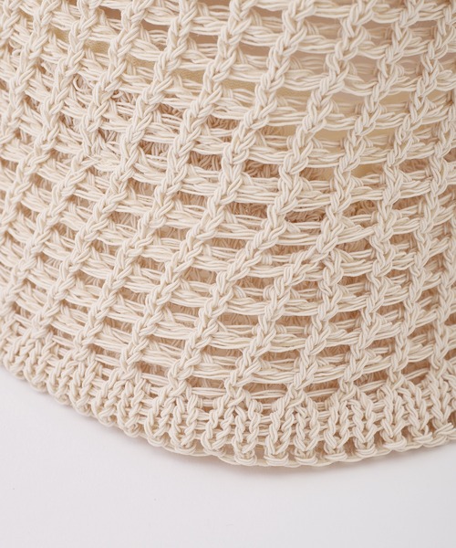 one after another NICE CLAUP（ワンアフターアナザーナイスクラップ）の「メッシュ編みクローシュハット（ハット・レディース・アイボリー/ブラック・FREE）」の4枚目の写真