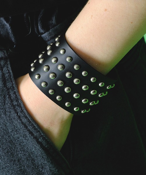  　4連　ブレスレット　バングル セール】an meets zakka 4連ボールスタッズバングル / メンズ