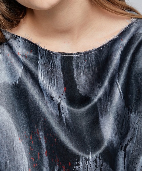 JOHN LAWRENCE SULLIVAN（ジョンローレンスサリバン）の「【JOHN LAWRENCE SULLIVAN/ジョンローレンスサリバン】PRINTED SATIN BOAT NECK DRESS/プリントサテンボートネックドレス（ドレス・レディース・ブラック・FREE）」の6枚目の写真