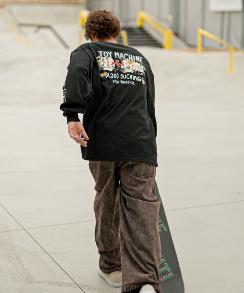 TOY　MACHINE（トイ　マシーン）の「【ムラサキスポーツ限定】TOY MACHINE/トイマシーン ロンT/長袖 ビッグシルエット バックプリント MTMFDLT2（Tシャツ/カットソー・メンズ・オレンジ/ホワイト/ブラック・L/XL/M）」の10枚目の写真
