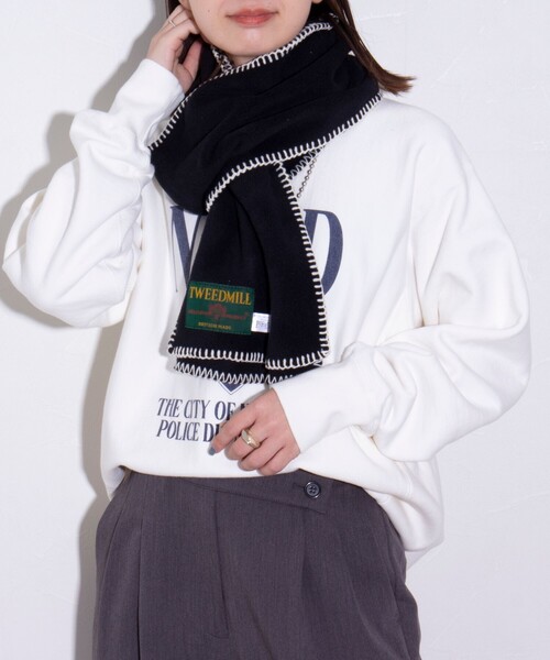 TWEED MILL（ツイードミル）の「【TWEED MILL/ツイードミル】GLOSTER別注 FLEECE SCARF Blanket Stitch（マフラー・メンズ・イエロー/オフホワイト/オリーブ/チャコールグレー/ライトグレー/ブラック・FREE）」の17枚目の写真