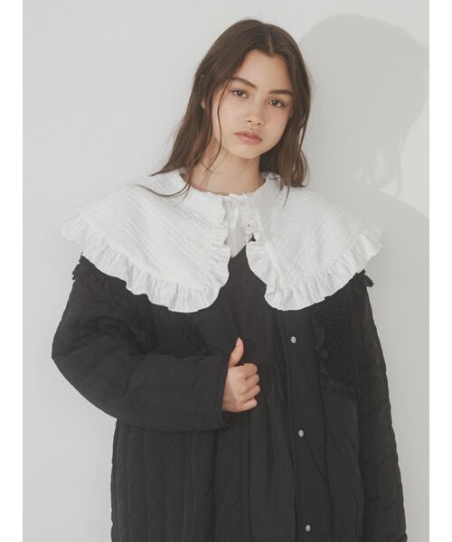 merry jenny（メリージェニー）の「ボアコンビキルトコート（ステンカラーコート・レディース・ブラック/アイボリー・FREE）」の4枚目の写真