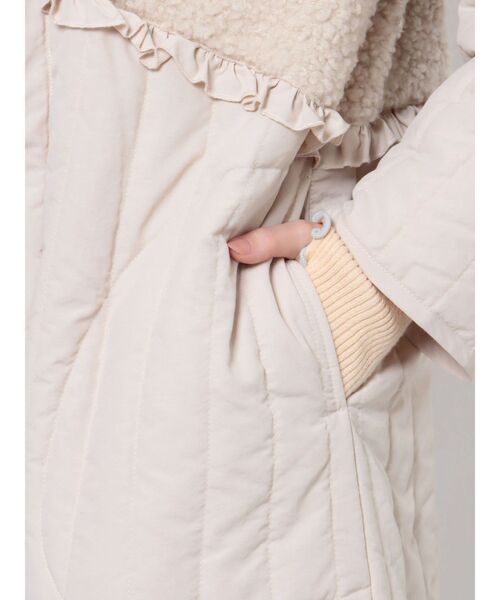 merry jenny（メリージェニー）の「ボアコンビキルトコート（ステンカラーコート・レディース・ブラック/アイボリー・FREE）」の17枚目の写真