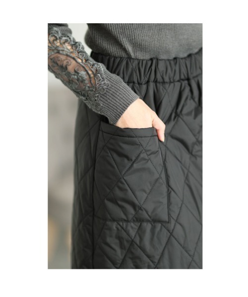 Sawa a la mode（サワアラモード）の「中綿キルティングスカート（スカート・レディース・ブラック・FREE）」の9枚目の写真