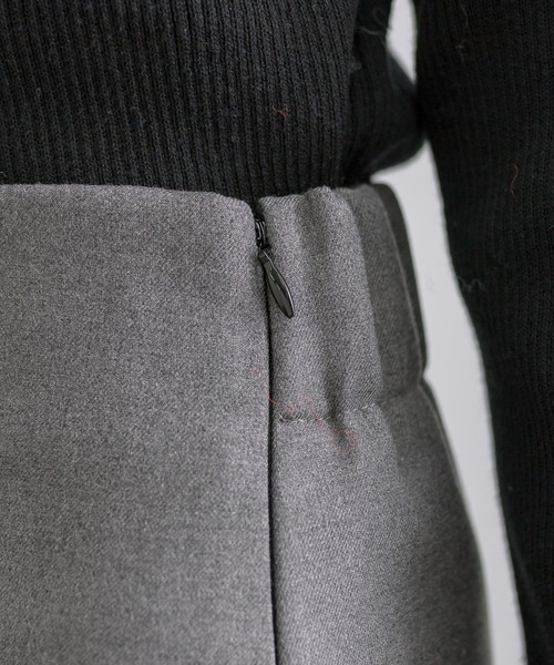 mystic（ミスティック）の「【3色展開】ストレッチスリットスカート（スカート・レディース・チャコールグレー/ブラック/ベージュ・1/2）」の20枚目の写真