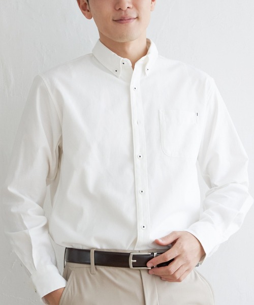 ikka（イッカ）の「【吸水速乾】イージーケアオックスボタンダウンシャツ（シャツ/ブラウス・メンズ・ホワイト/オフホワイト/オレンジ/グリーン/ブルー/ネイビー・S/M/L/XL）」の2枚目の写真