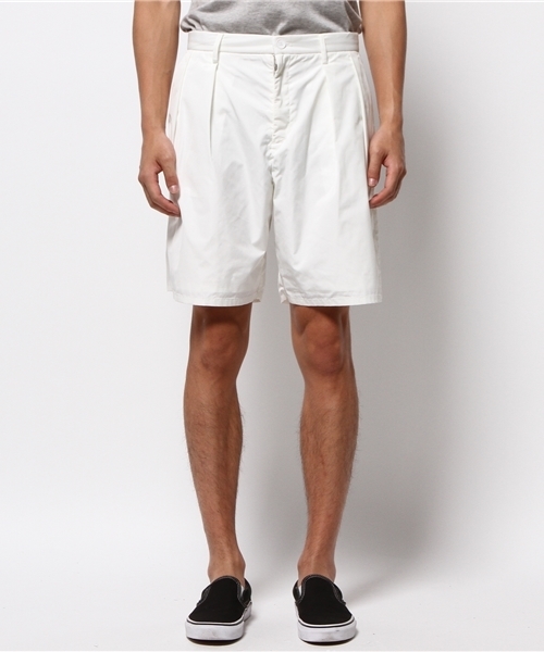 HARE(ハレ)の「ボリュームタックショーツ(HARE)(その他パンツ・メンズ・カーキ/オフホワイト/ブラック・SMALL/MEDIUM)」の12枚目の写真