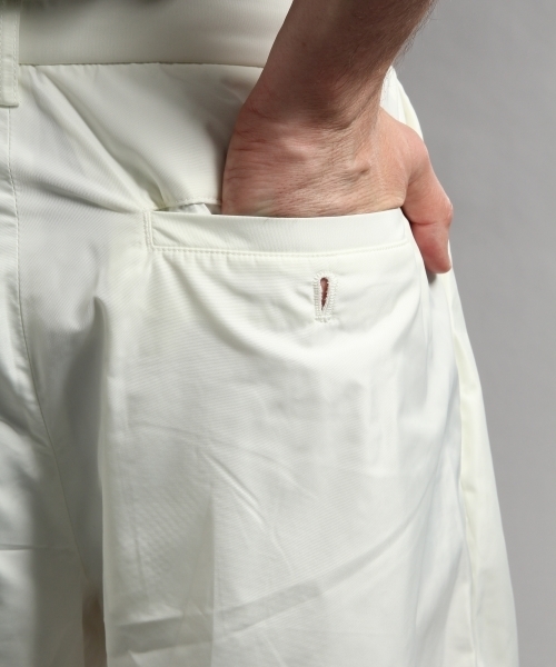 HARE(ハレ)の「ボリュームタックショーツ(HARE)(その他パンツ・メンズ・カーキ/オフホワイト/ブラック・SMALL/MEDIUM)」の19枚目の写真