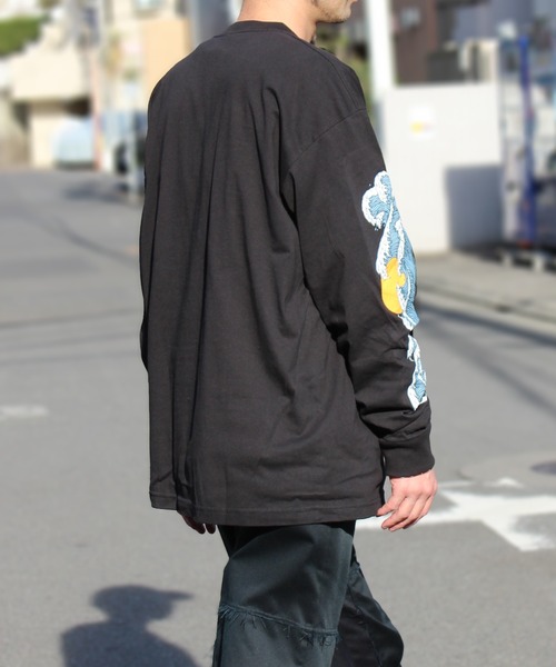 HUF(ハフ)の「【HUF】ハフ ROGUE WAVE L/S TEE ロングスリーブTシャツ TS02098(Tシャツ/カットソー・メンズ・ブラック/クリーム・S/M/L/XL)」の4枚目の写真