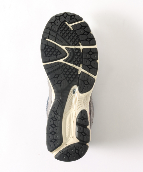 NEW BALANCE(ニューバランス)の「《WEB限定》【New Balance / ニューバランス】M2002R EL(スニーカー・メンズ・グレー・26cm/26.5cm/27cm/27.5cm/28cm)」の15枚目の写真