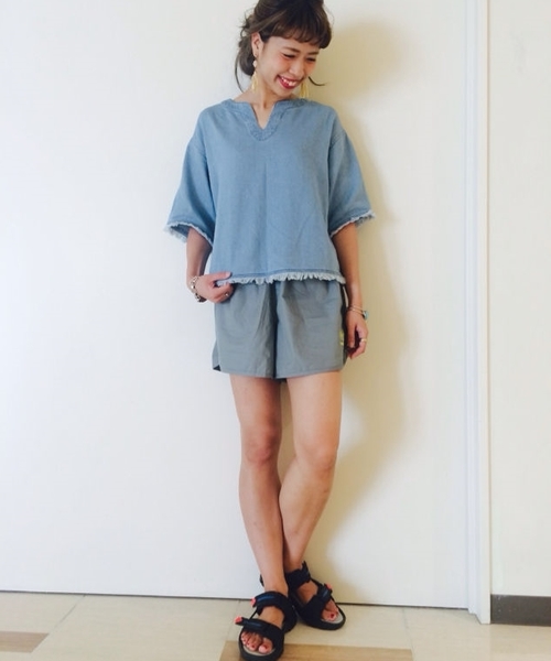 Kastane（カスタネ）の「スキッパーフリンジトップス（シャツ/ブラウス・レディース・キャメル/ベージュ/インディゴブルー・FREE）」の7枚目の写真