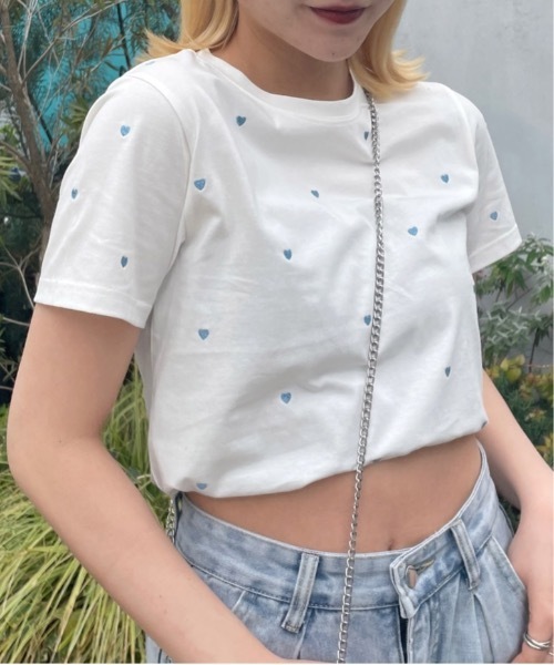one way（ワンウェイ）の「【サイズ展開あり】ハートまみれTシャツ（Tシャツ/カットソー・レディース・ホワイト×ブラック/ブラック/ホワイト×ピンク/ホワイト×レッド/ホワイト×ブルー・FREE/MEDIUM）」の10枚目の写真